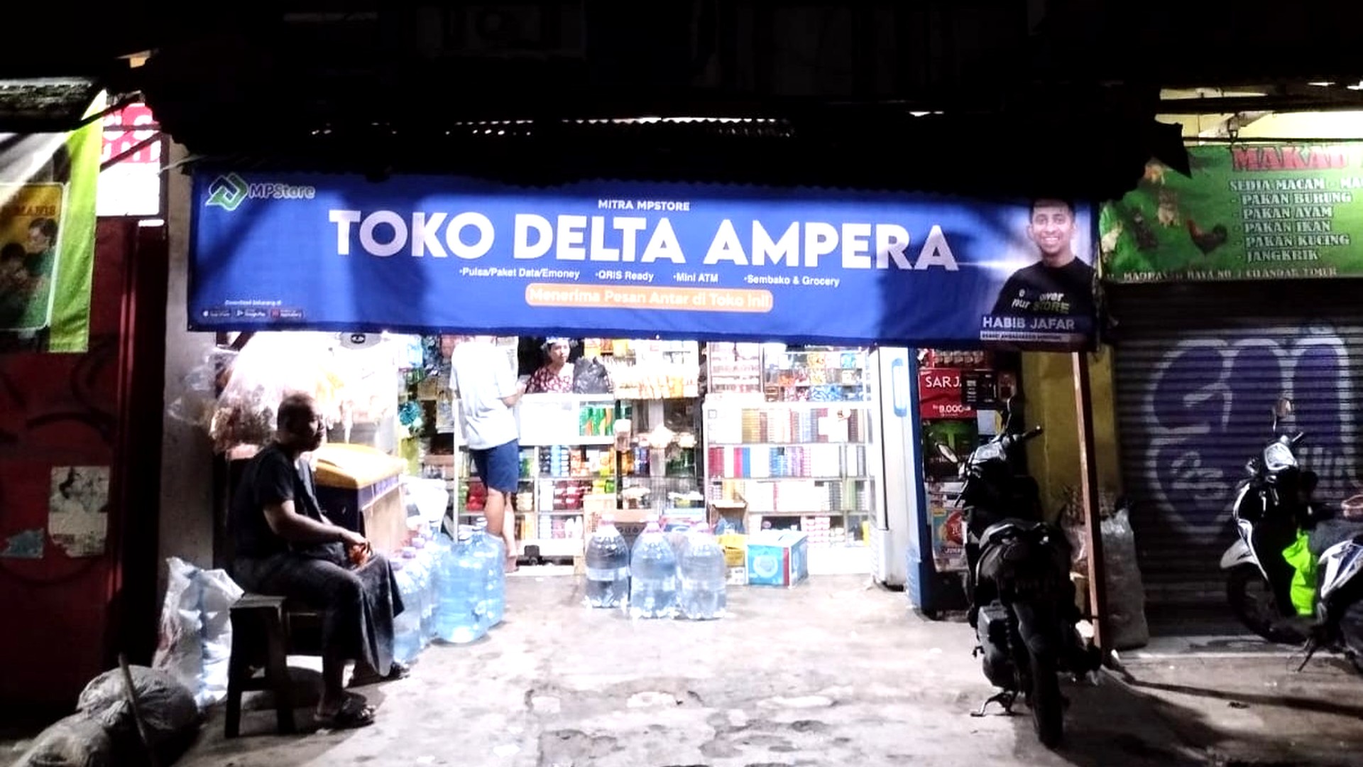 Warung Madura Delta Ampera di Cilandak Timur Layani Transfer Bank dan Tarik Tunai